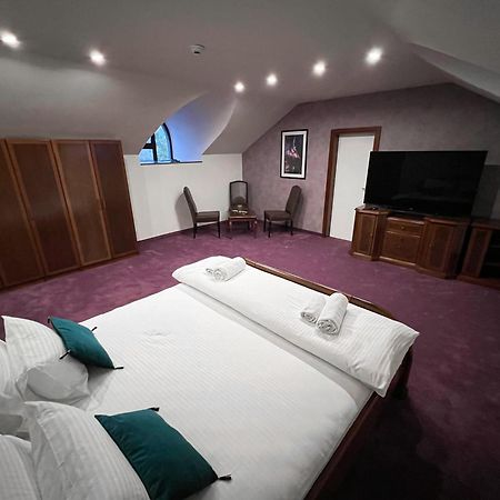 Hotel Laktasi Ngoại thất bức ảnh