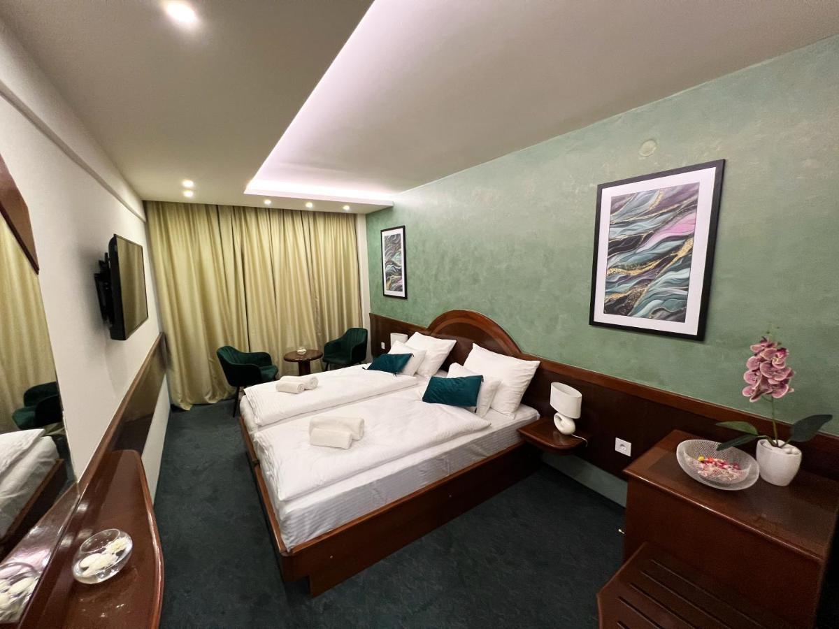 Hotel Laktasi Ngoại thất bức ảnh