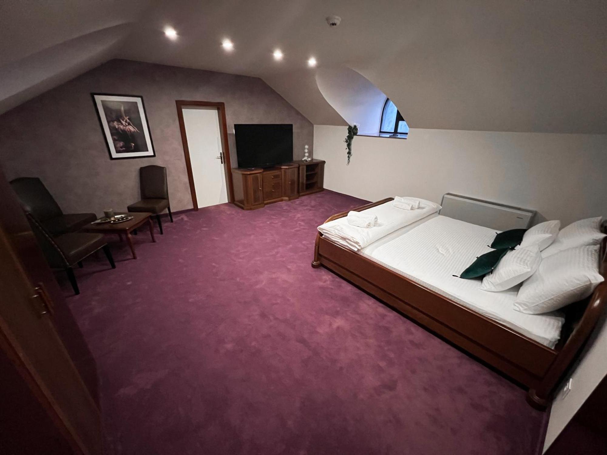 Hotel Laktasi Ngoại thất bức ảnh